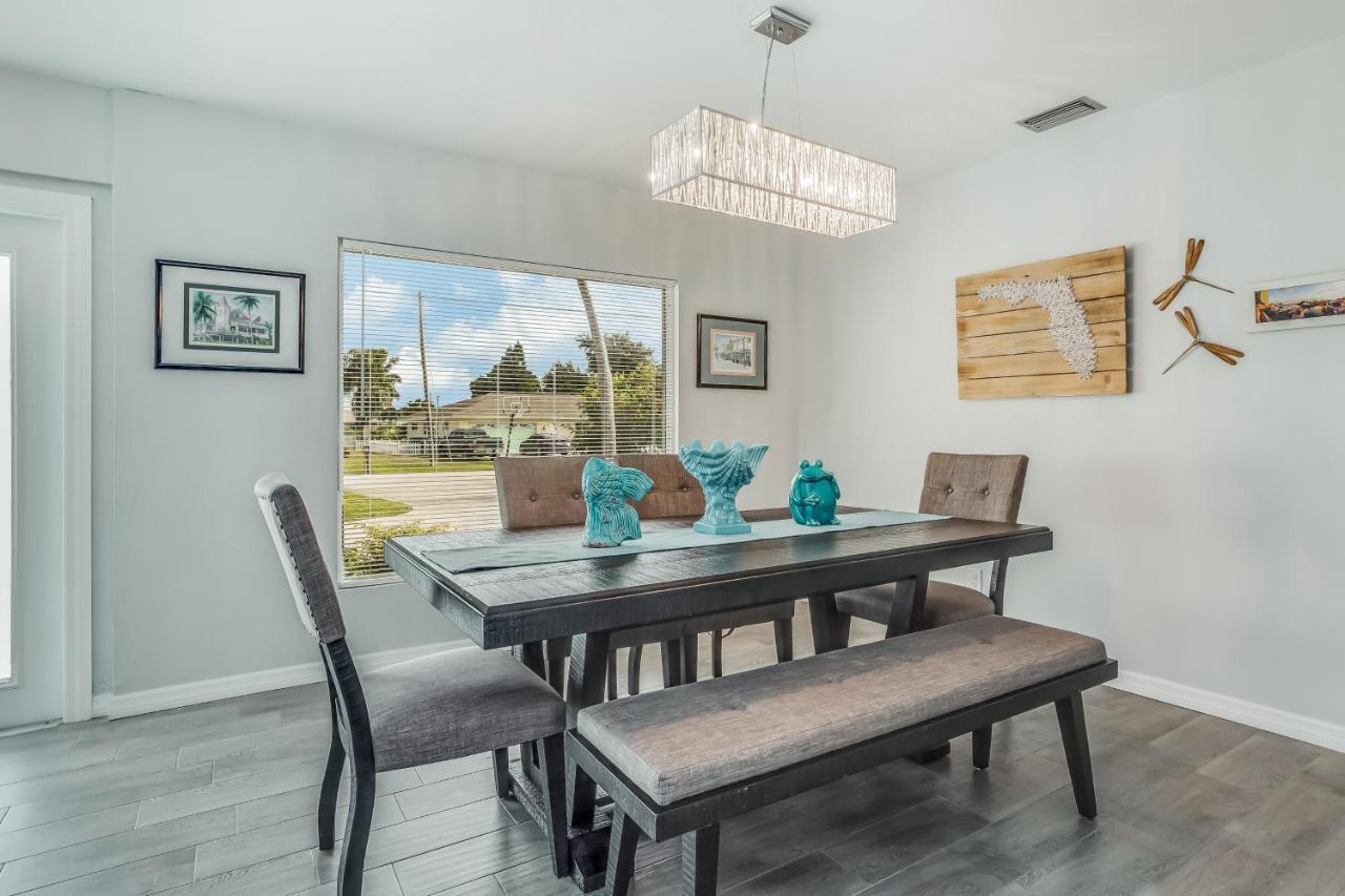 Barsl Retreat Villa Cape Coral Bagian luar foto
